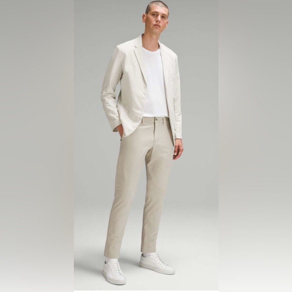 Lululemon Men’s ABC Pants Slim Straight Leg Warpstreme Trouser Trench Khaki